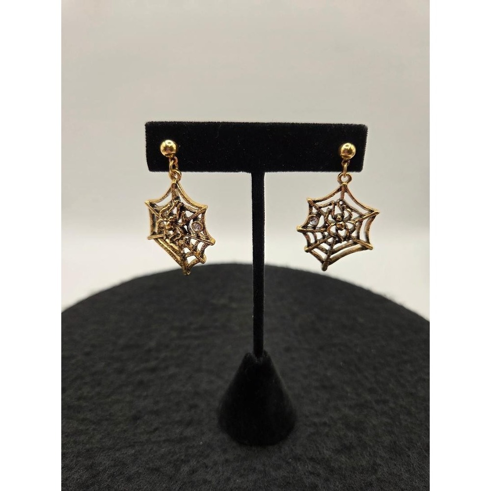 Vintage Avon Gold Tone Spider Web Dangle Pierced Earrings Halloween 1992 1.5" L